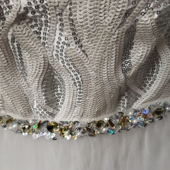 Blush,prom,white, strapless, mermaid, size 8 - Picture 6 of 14